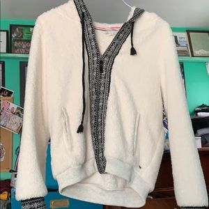 white fleece jacket